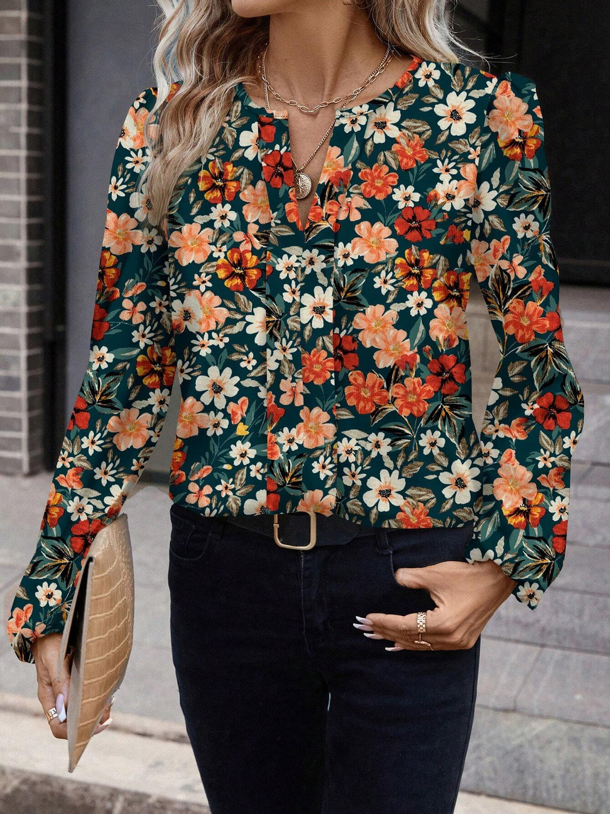 Green Retro Printed V-Neck Long Sleeve Fitted Ladies Shirt, Suitable For Autumn/Winter