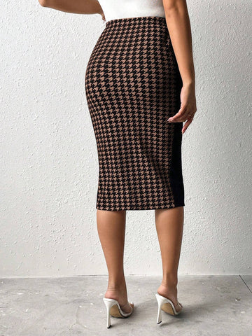Clasi Houndstooth Print Button Front Skirt