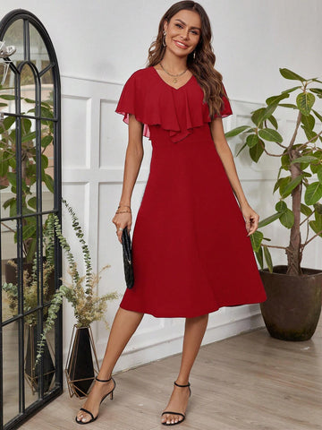 Ladies' Mid-Length Green Dress With Ruffle Hemline