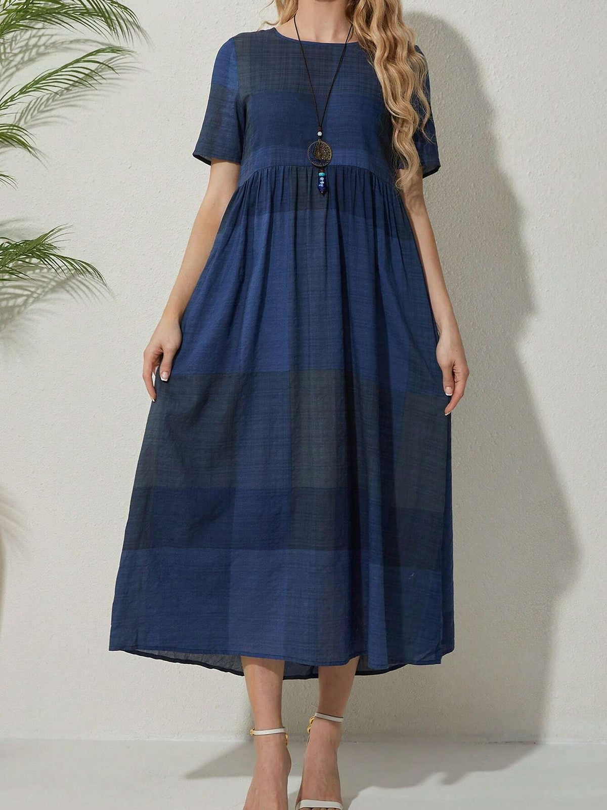 Ladies Plaid Pattern Printed Casual Waist-Tightened Short-Sleeved Dress For Daily Wear In Spring