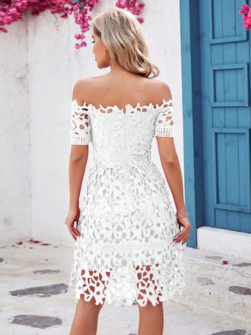 Ladies' Summer Holiday Solid Color Off-Shoulder Short Sleeve Hollow Elegant Dress