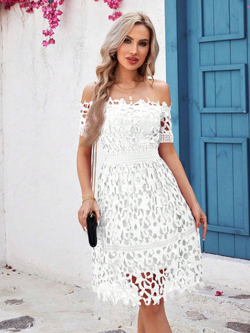 Ladies' Summer Holiday Solid Color Off-Shoulder Short Sleeve Hollow Elegant Dress