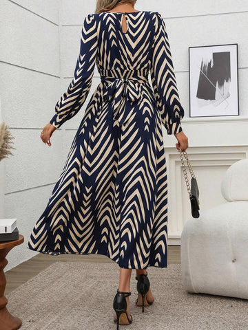 Minimalist Design Waist Cinched Waist Elegant Long Dress, Autumn/Winter
