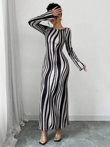 Printed Slim Fit Dress For Women