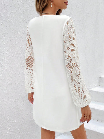 Slim Fit Lace Dress With Shell Edge And Lantern Sleeves