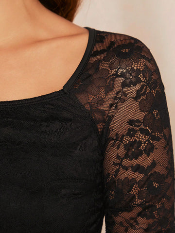 Square Neck Lace Tee