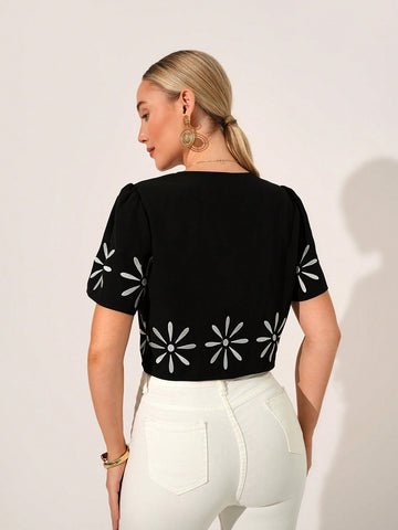 Clasi Summer Fashion Embroidered + Tassel Decor Drawstring Hem Crop Shirt