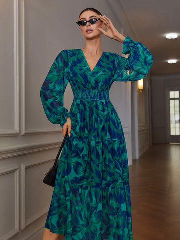 Vintage Elegant Shirred Random Floral Print Cinched Waist Design Slimming Long Sleeve Dress,