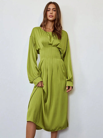 Waist Pleated + Textured Solid Color Elegant Long Sleeve Dress