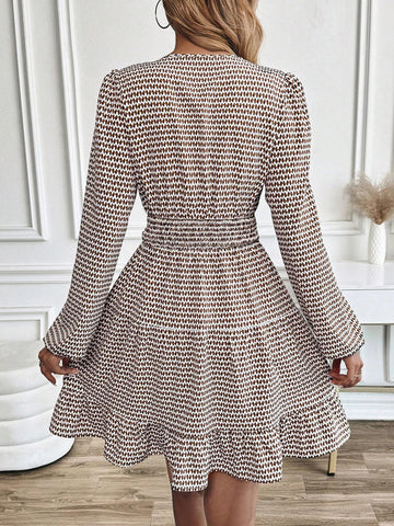 Winter Elegant Women's Long Sleeved Geometric Print V-Neck Waist Cinched Multi-Layer A-Line