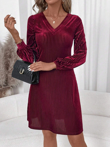 Winter Elegant Women's Long Sleeved Wine Red Velvet Stripes V Neck Knit Dress