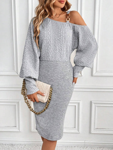 Winter Women's Elegant Long Sleeve Knitted Jacquard Splicing Solid Color Metal Accessories Splicing