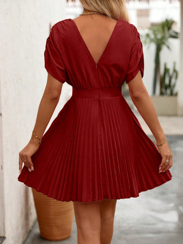 Women V-Neck Short Sleeve Solid Color Casual Pleated Hem Dress