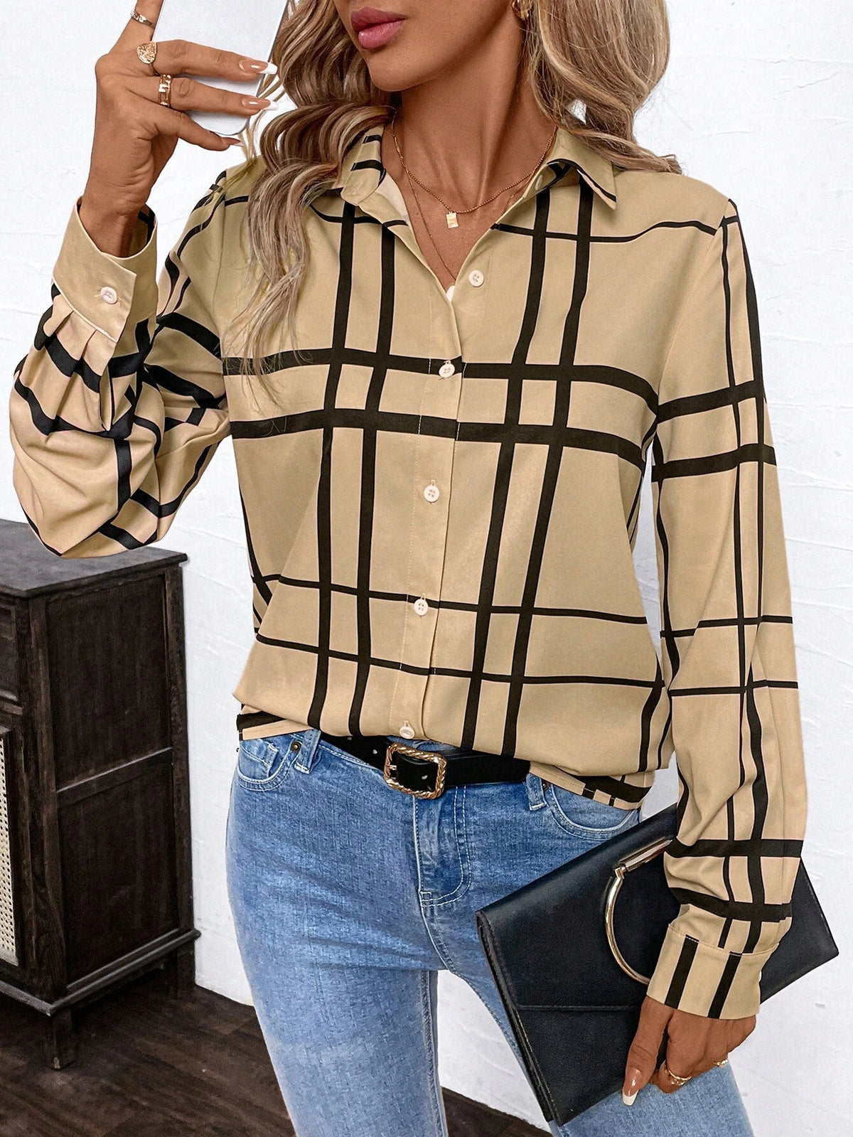 Clasi Women's Collared Button-Up Shirt With Black Striped Plaid Pattern, Long Sleeve, Khaki Color, Elegant City Commute Style Suitable For Spring, Autumn And Winter