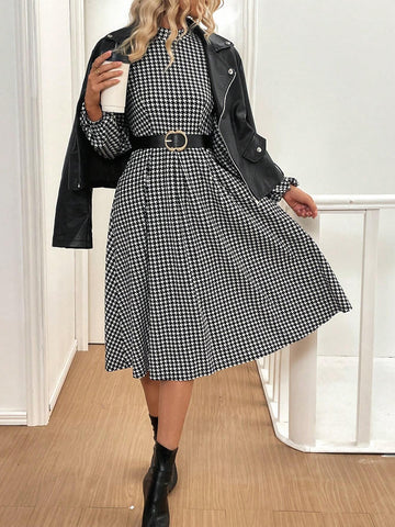 Women's Crew Neck Long Sleeve Houndstooth Elegant And Charming Dress