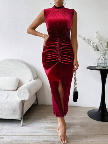 Women's Crew Neck Velvet Pleated Slit Sleeveless Elegant Dress