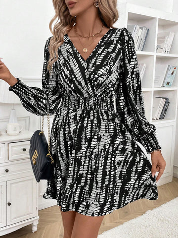 Women's Elegant Abstract Print Shirred Waist Cinched Lantern Sleeve Party Dress