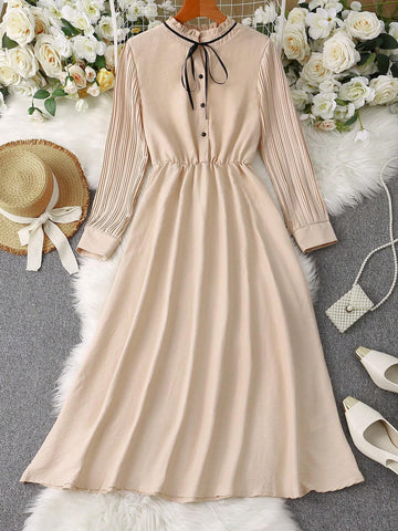 Women's Elegant Tie Collar Color-Block Pleated Long Sleeve Dress