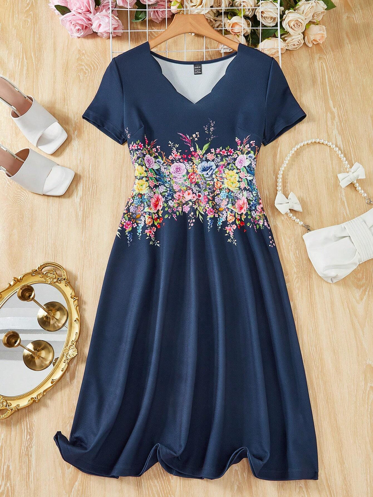 Women's Elegant V-Neck Floral Print Summer Short Sleeve Dress