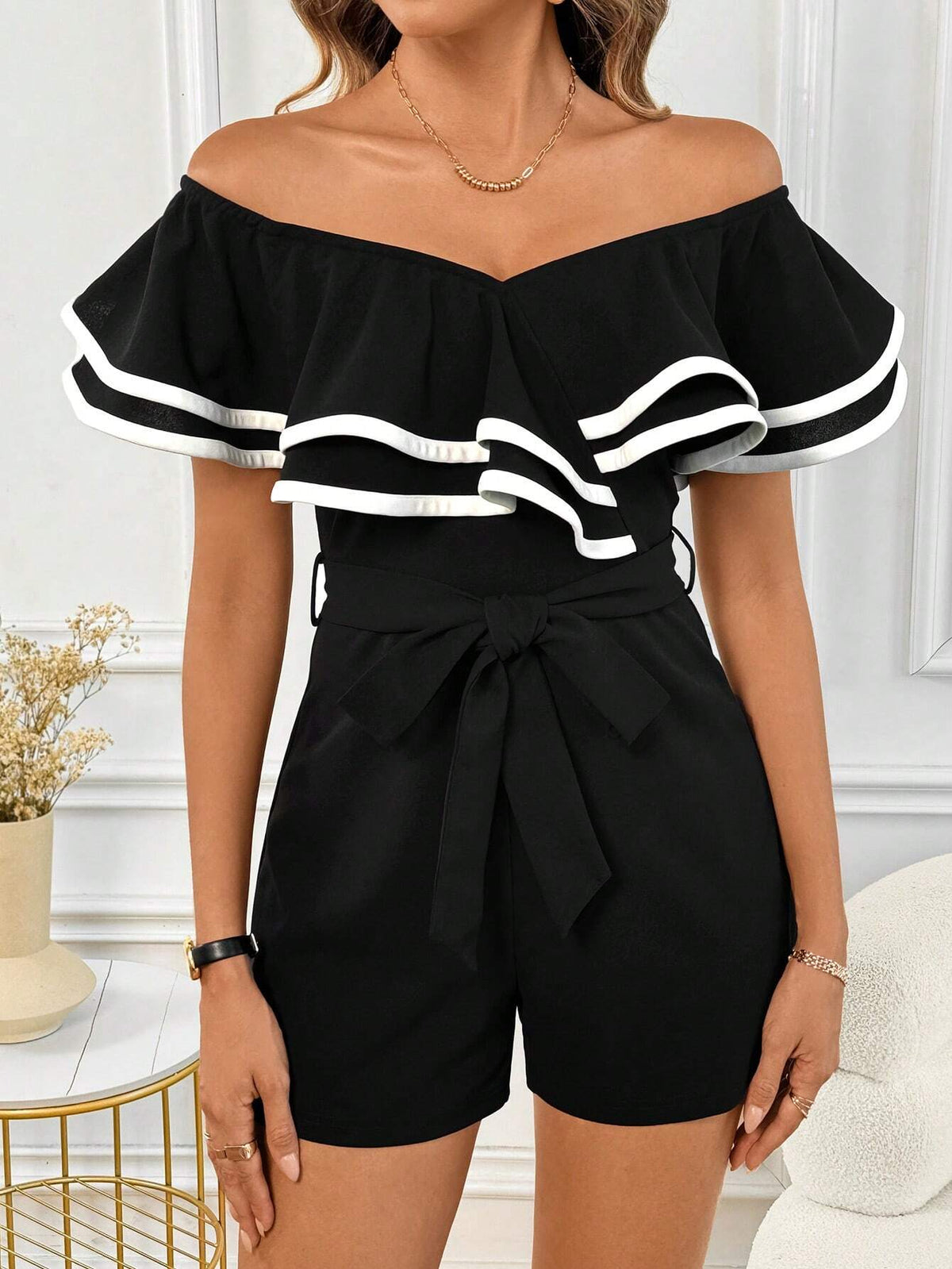 Women's Fashionable Ruffle Trimmed Summer Romper