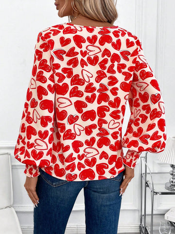 Clasi Women's Heart Graffiti Print Loose Fit Shirt