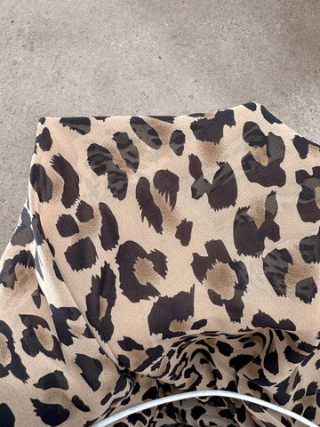 Clasi Women's Leopard Print Front Button Long Sleeve Shirt Collar Blouse, Minimalist Style