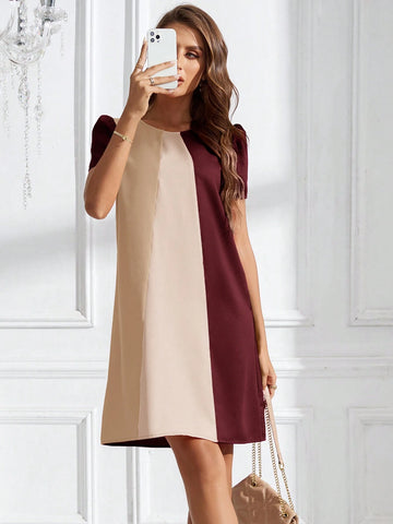 Women's Round Neck Colorblock A-Line Short Casual Dress