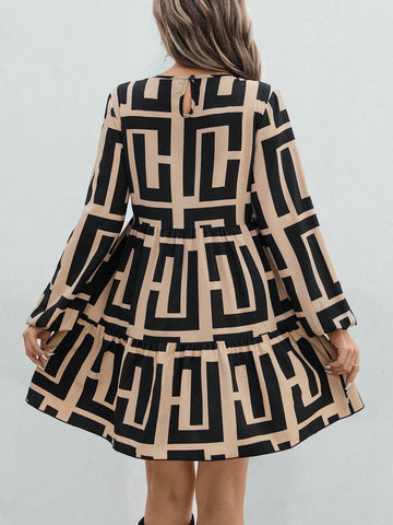 Women's Round Neck Long Sleeve Pleated All-Over Print Mini Casual Dress