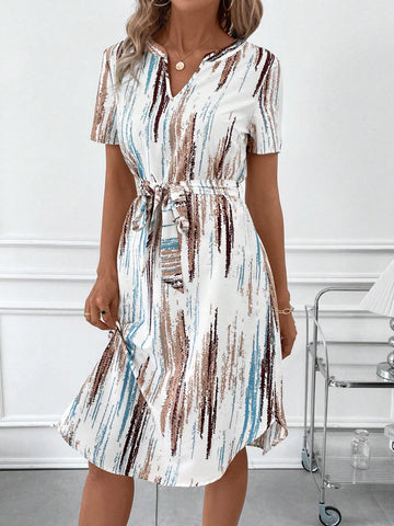 Women's Short Sleeve Notched Neck Patterned Dress (With Waist Belt)