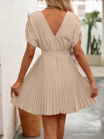 Women's Solid Color Batwing Sleeve Simple Pleated Hem Casual Dress