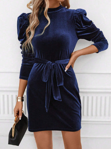 Women's Solid Color Round Neck Puff Sleeve Fitted Short Dress