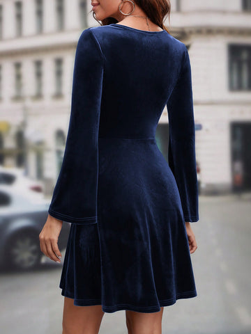 Women's Solid Color Wrap-Front Bell Sleeve Dress