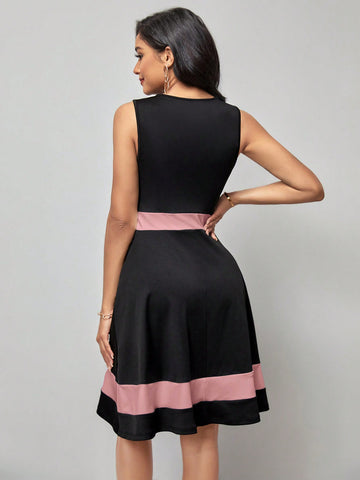Women's Spliced Color Sleeveless Elegant Dress