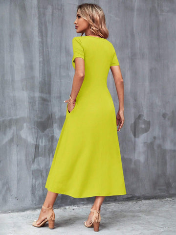 Women's Summer Solid Fluorescent Green V-Neck Short Sleeve Casual Dress With Pockets