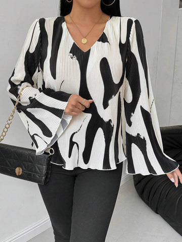 Clasi Women's V-Neck All-Over Allover Print Casual Elegant Long Sleeve Blouse