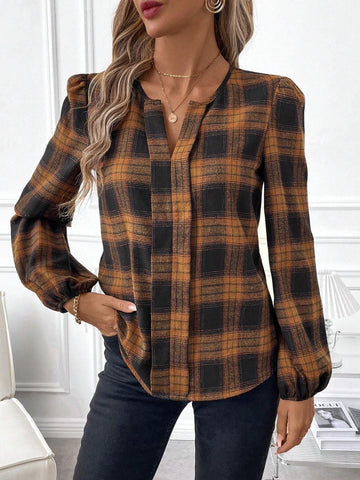 Clasi Women's V-Neck Long Sleeve Black Base Striped Brushed Shirt, Suitable For Work And Everyday Wear