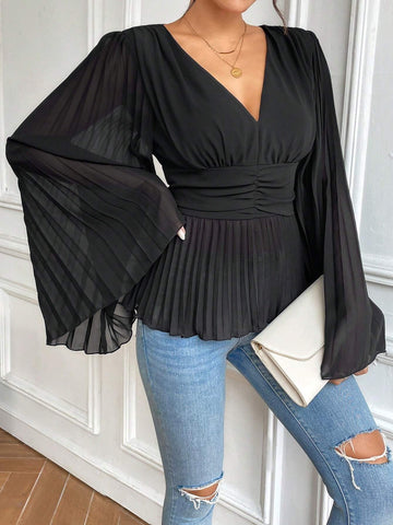 Clasi Women's V-Neck Long Sleeve Pleated Top With Patchwork, Casual Vacation