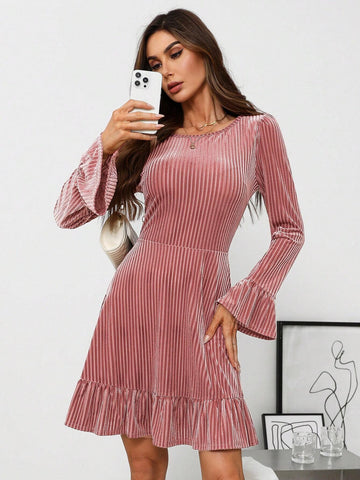 Women's Waist Cinched Bell Sleeve Crew Neck Ribbed Short Dress, Ashes Of Roses, Suitable For