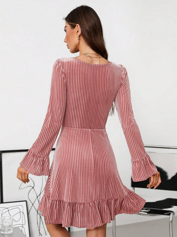 Women's Waist Cinched Bell Sleeve Crew Neck Ribbed Short Dress, Ashes Of Roses, Suitable For