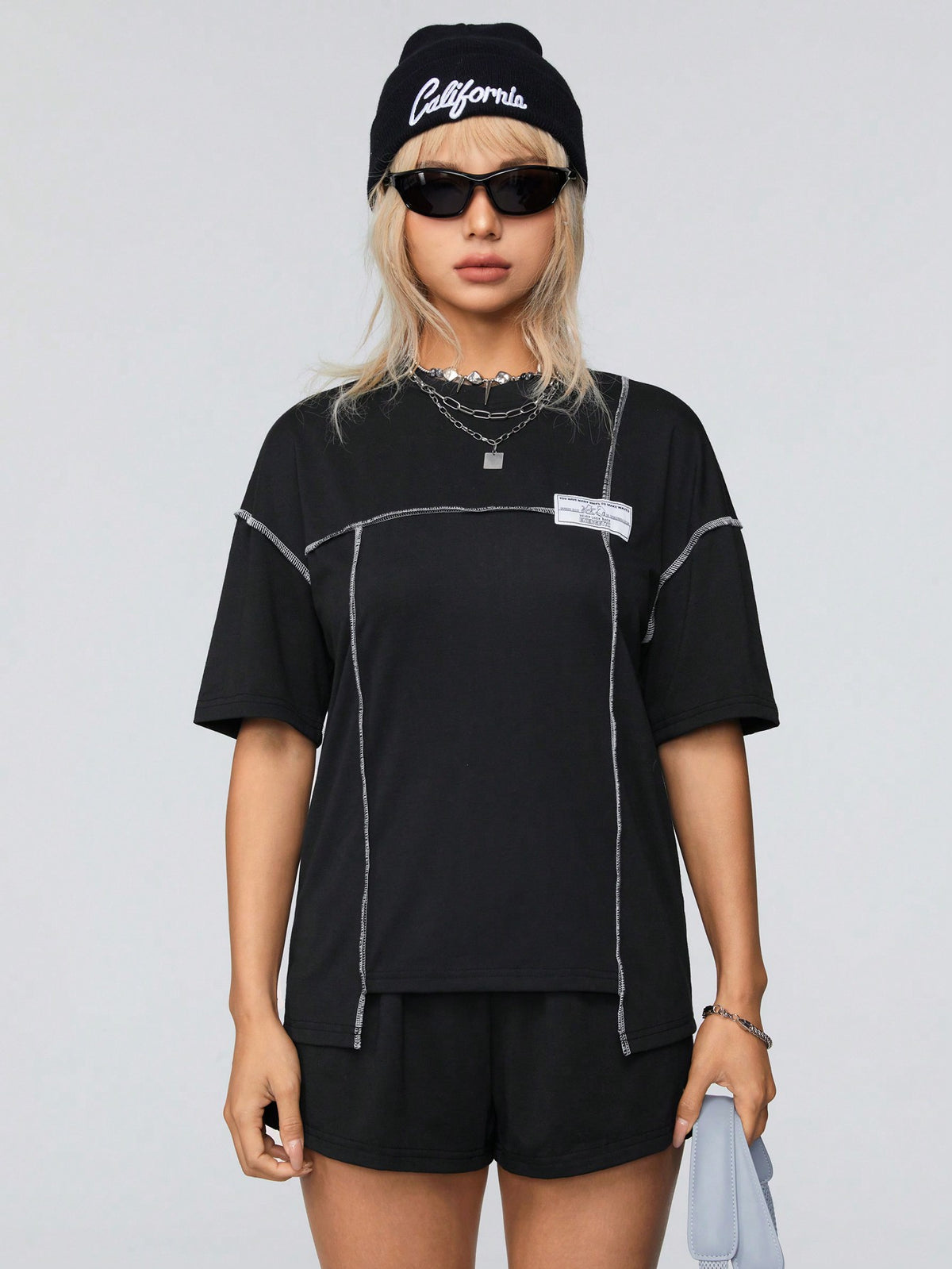 Letter Patchwork T-Shirt And Shorts With Outer Seam