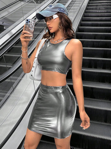 Women'S Metallic Round Neck Vest And Skirt Set