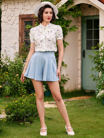 DECDS Vintage & Elegant Ladies' Shorts, Loose Pleated Wide Leg Pants With Pearl Buttons, Light Blue, Spring/Summer Casual Vacation Style