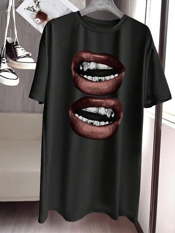 1 Pc EZwear Women Oversized Short Sleeve T-Shirt Dress With Exaggerated Lip Print, Summer