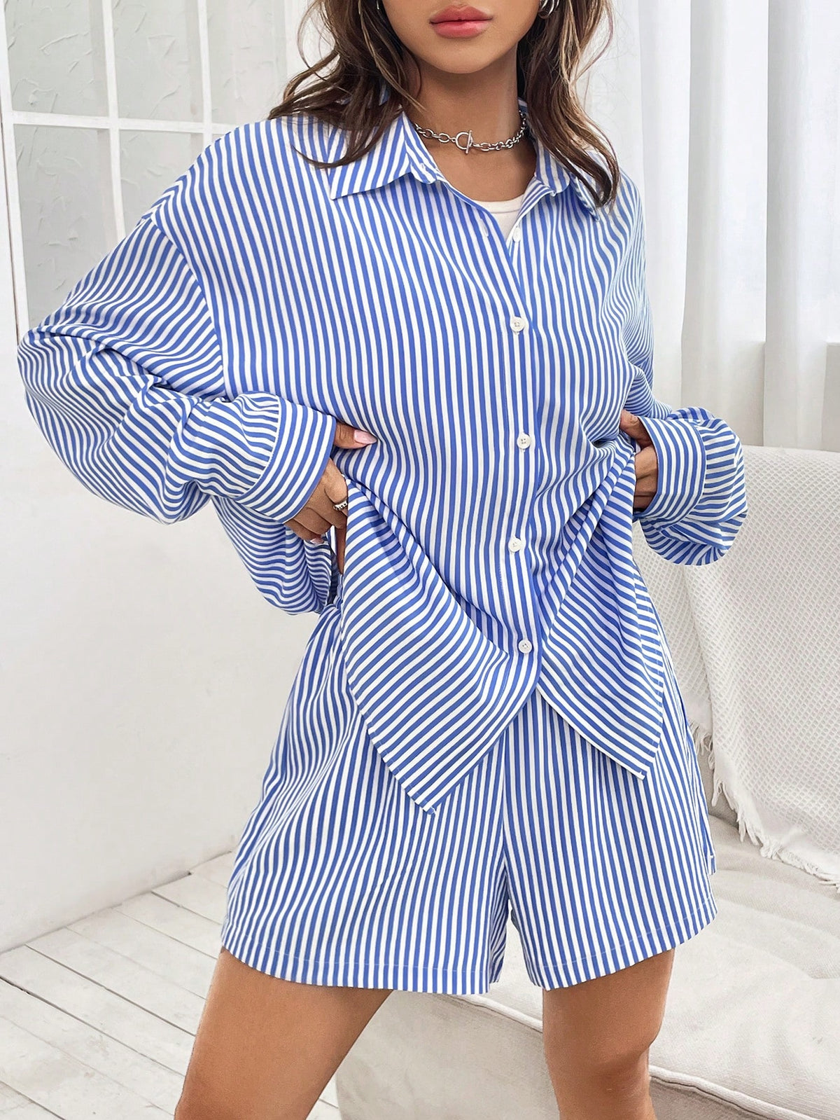 1pc Striped Print Drop Shoulder Shirt & 1pc Shorts
