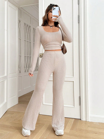 Apricot Knitted Women's Slim Fit Suit
