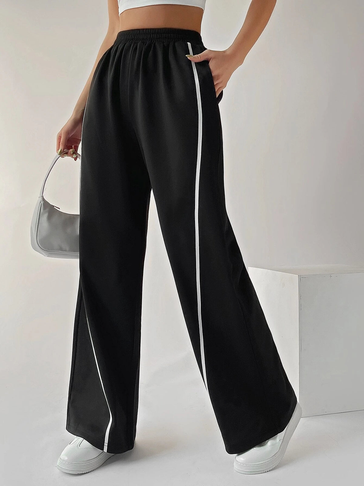 EZwear Bikercore Contrast Piping Elastic Waist Sweatpants