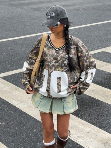 Casual Retro Leaf & Number Print Long Sleeve Women T-Shirt