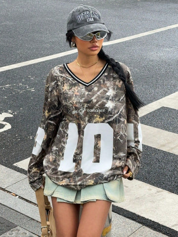 Casual Retro Leaf & Number Print Long Sleeve Women T-Shirt