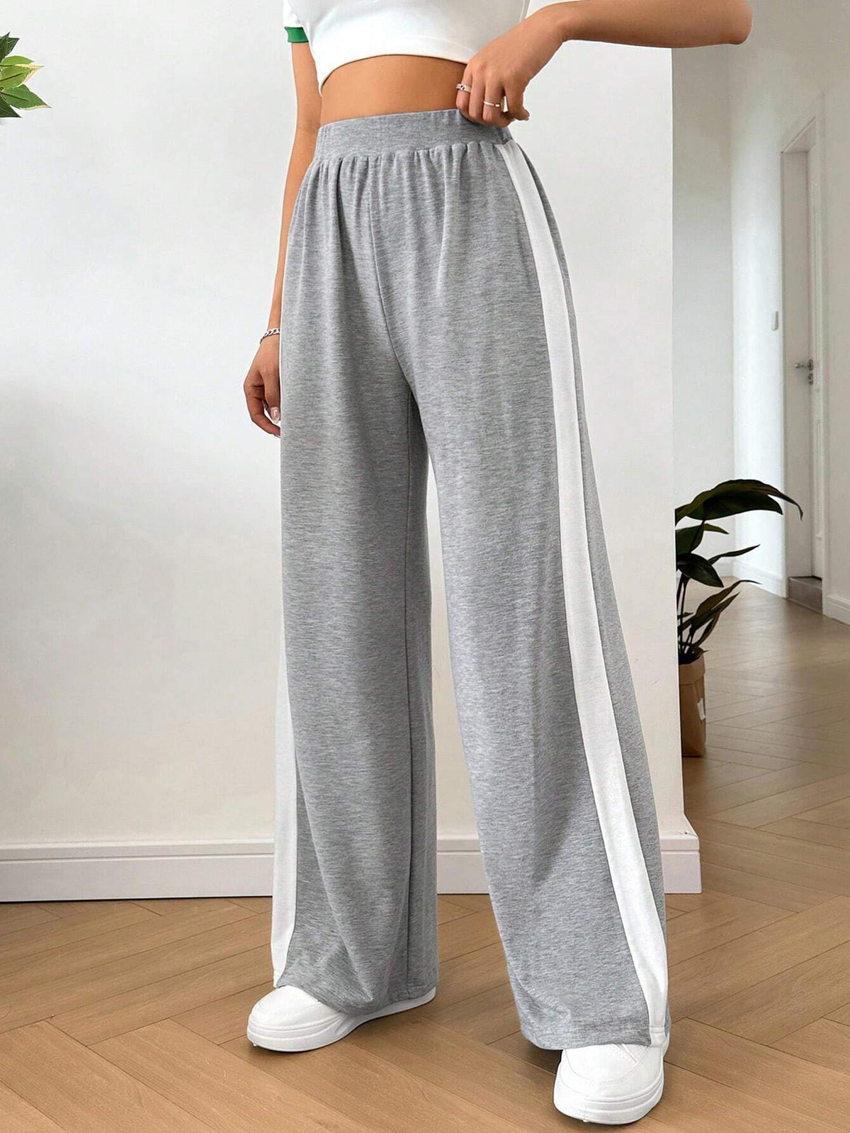 EZwear Color Blocking Patchwork Straight Leg Sweatpants For Spring/Summer