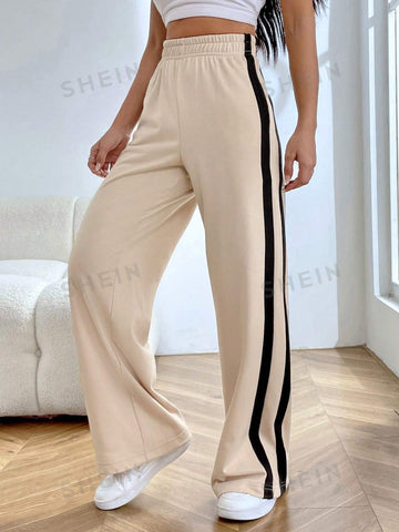 EZwear Contrast Side Seam Wide Leg Sweatpants